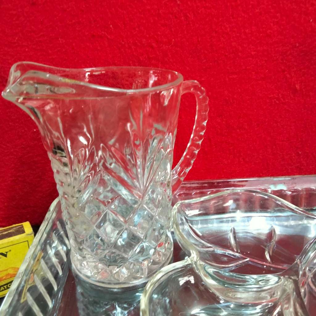 Arcusine Rectangular dish can bake in  1 leaf shape serving dish 1 early diamond Prescut Jug vintage