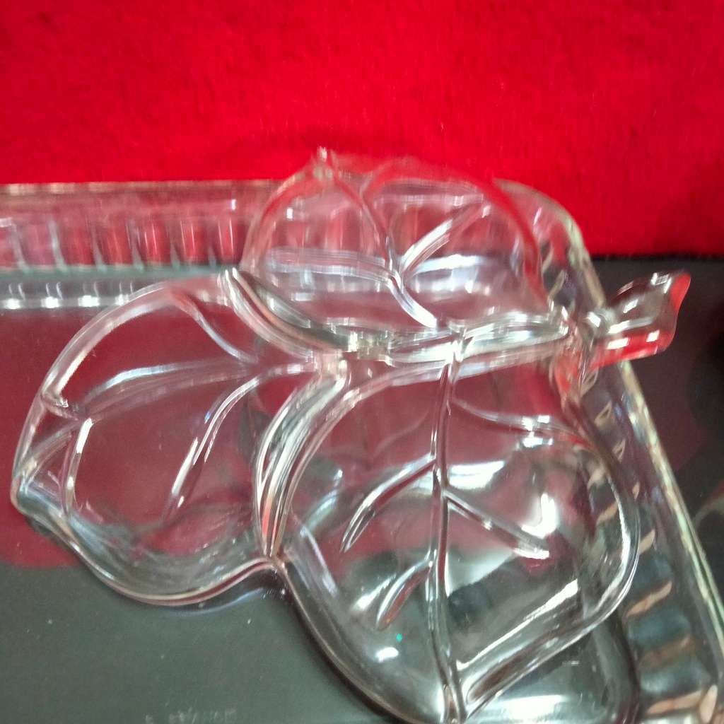 Arcusine Rectangular dish can bake in  1 leaf shape serving dish 1 early diamond Prescut Jug vintage