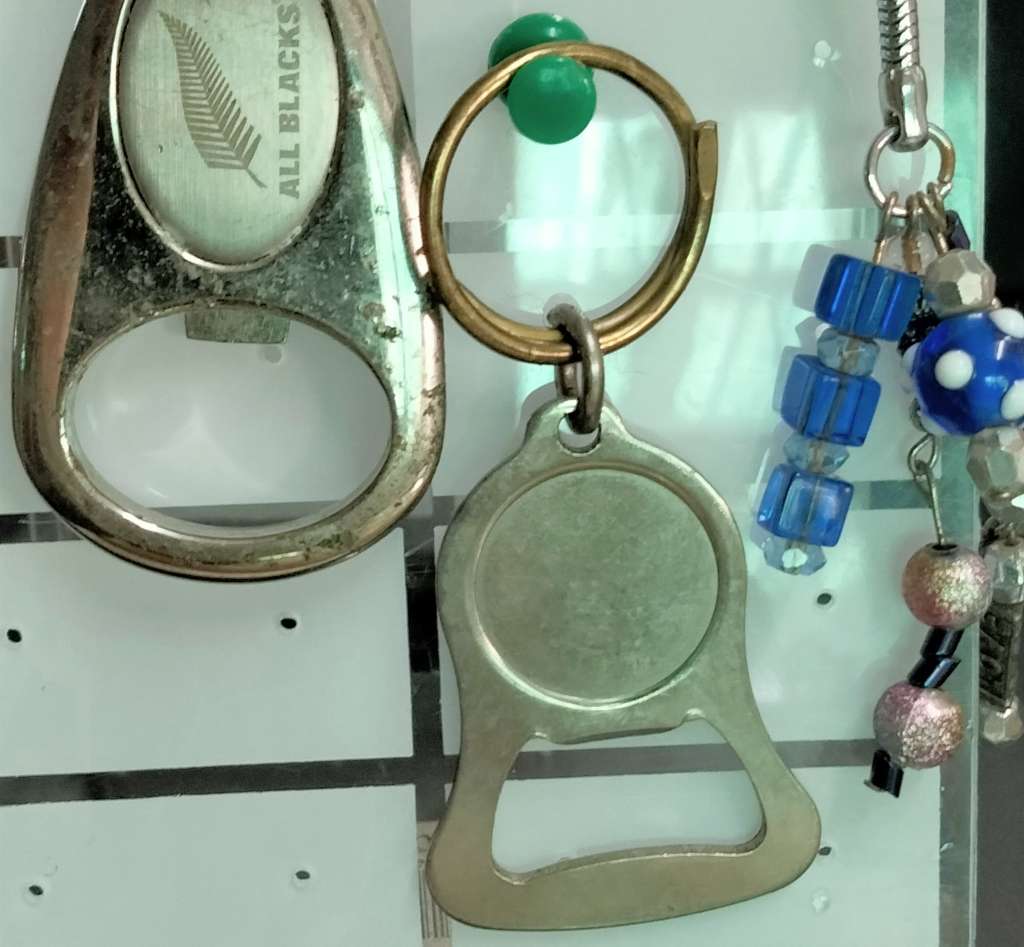 Keyrings -All blacks -  Bell shape opener - Art glass dangle beads