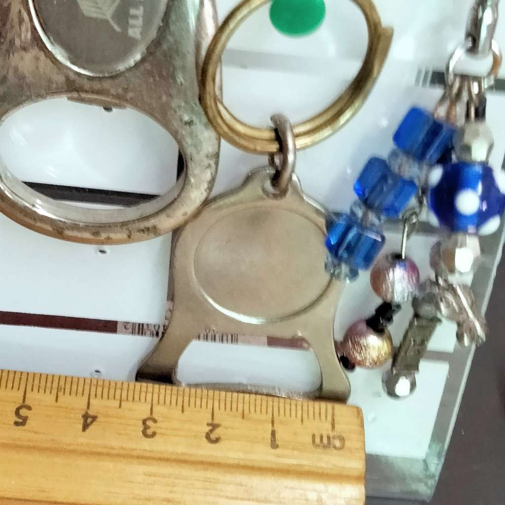 Keyrings -All blacks -  Bell shape opener - Art glass dangle beads