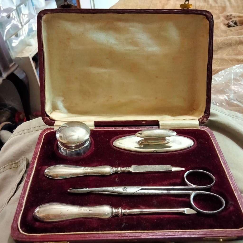 Antique Box+5*4HallmarkedSILVER Manicure Set*BOBtoADELINE WISHING HER M HAPPY RETURNSofDay-8.9.1923