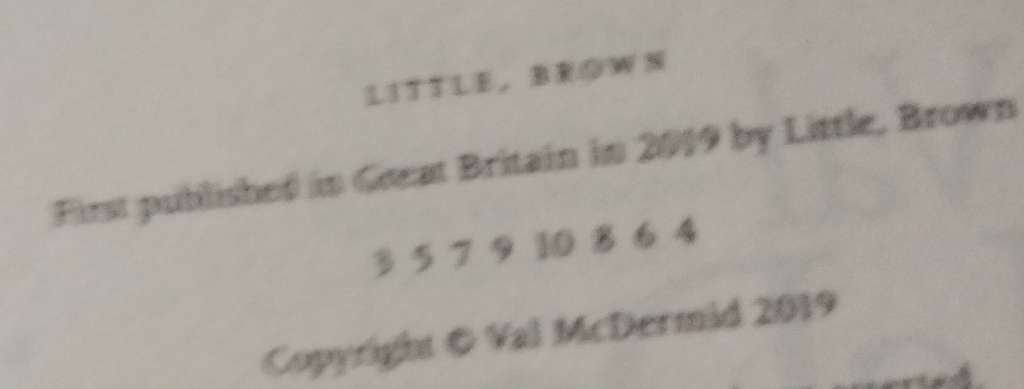 Book USED Author Val McDermid How The Dead Speak PB2017 HARDCOVER*LOOK At My BUY NOWitems*NO WAITING