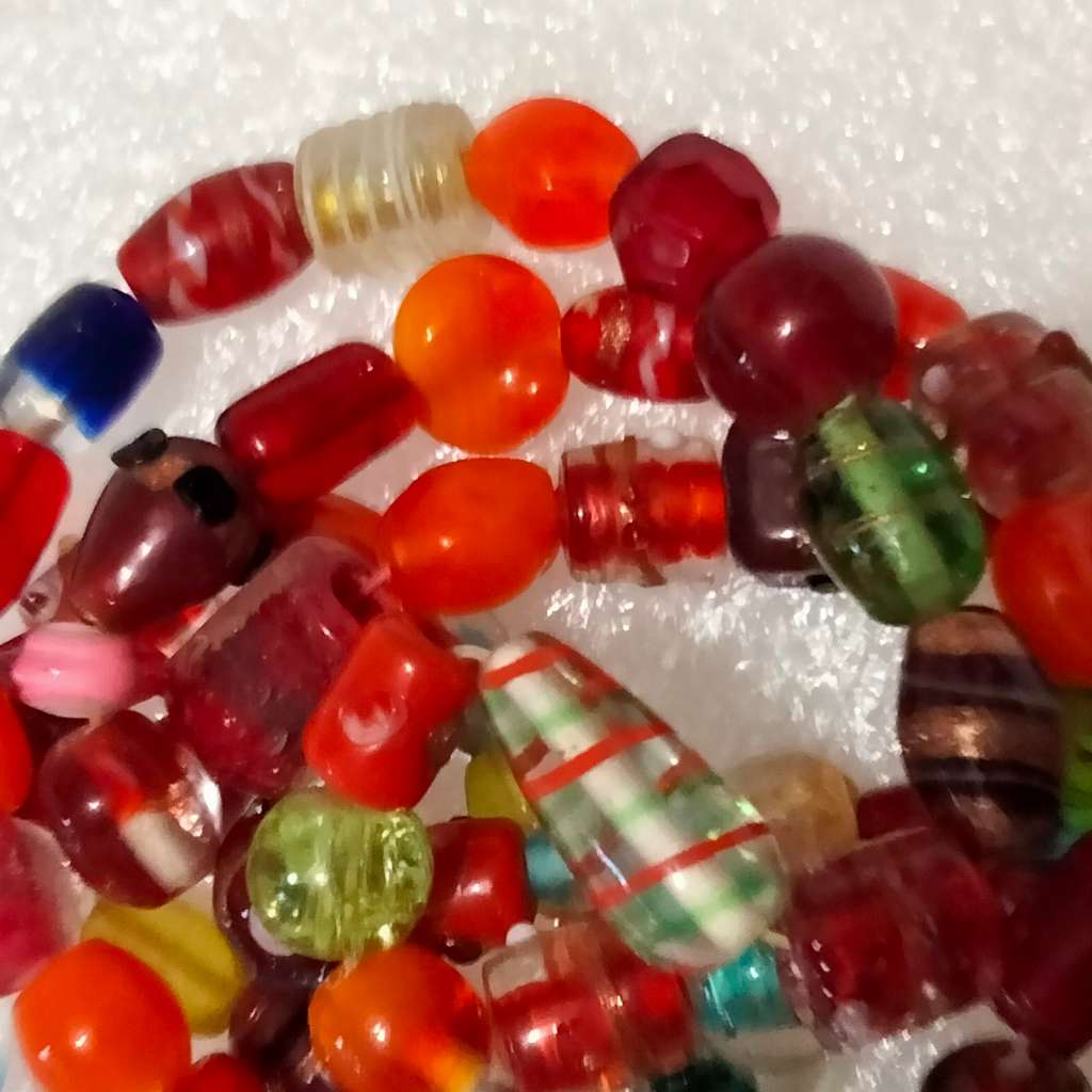 Necklace Murano Italian crystal lampwork mix beads - wedding cake Art Glass - stretch