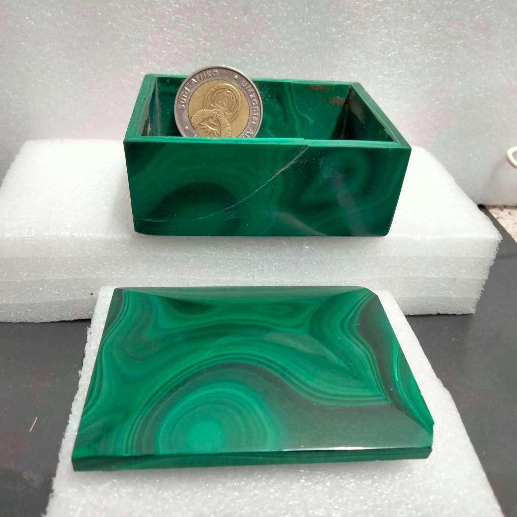 Box Malachite Semi Precious Gem Stone Damage LOOK At My BUY NOW*NO WAITING