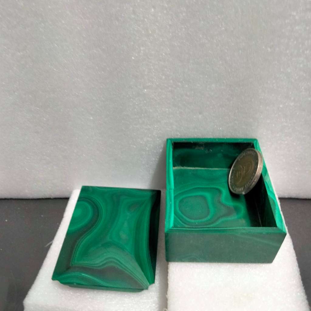 Box Malachite Semi Precious Gem Stone Damage LOOK At My BUY NOW*NO WAITING