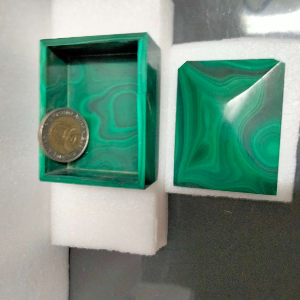 Box Malachite Semi Precious Gem Stone Damage LOOK At My BUY NOW*NO WAITING