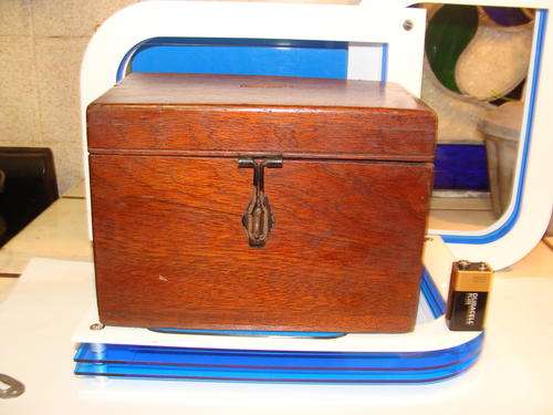 TREASURE%%%OAK CHEST /MONEY BOX- HINGED LID -HASPEN STAPPLE -BOTTOM MATERIAL
