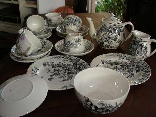 AB&coHoniton19pieceTea set( =R10.00ea item)NICKS @FLEABITES@ PONTIL MARKS@ CHIPS@SEE PICTURE