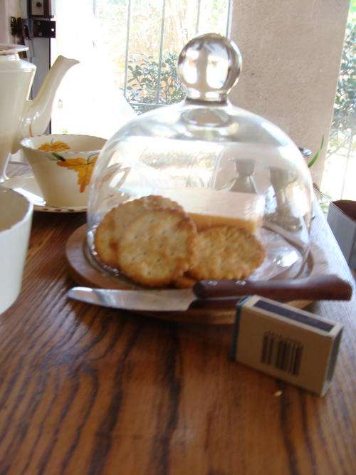 GLASS   DOME   WITH  TEAK BASE ~ PASS THE CHEESE~