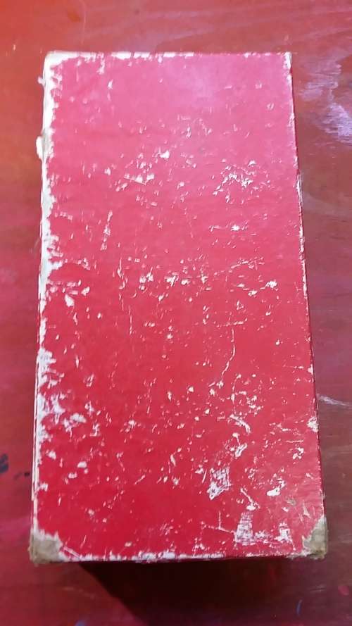 BOXED SET OF 17 SNOOKER BALLS