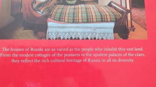 INTERIOR DECORATING BOOK : RUSSIAN HOUSES by Elizabeth Gaynor