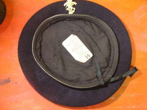 True Brit Item :  REME (Royal Electrical and Mechanical Engineers) Beret with Badge