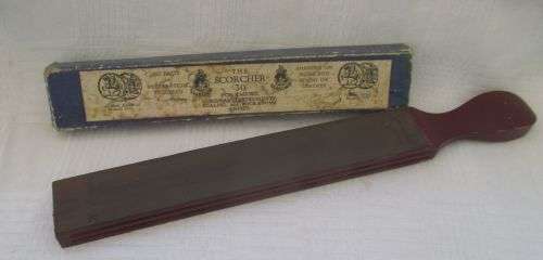 VINTAGE MADEIN ENGLAND STRAIGHT RAZOR SHARPENER