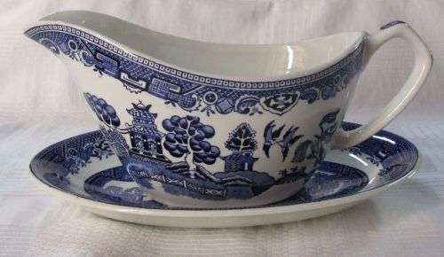 MYOTT GRAVY BOAT AND SAUCER