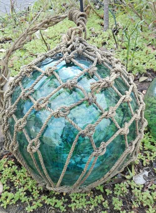 FREE BLOWN  JAPANESE  GLASS SEA BUOY IN ORIGINAL ROPE