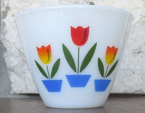 MILK GLASS SMALL BOWL