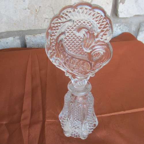 PERFUME BOTTLE IN GLASS
