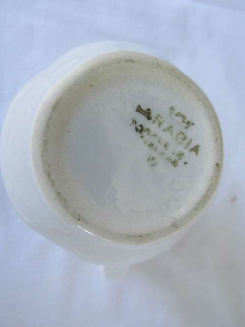 TO CUTE FOR WORDS ARABIA   MADE IN FINLAND   JUG   HEIGHT  10 CM