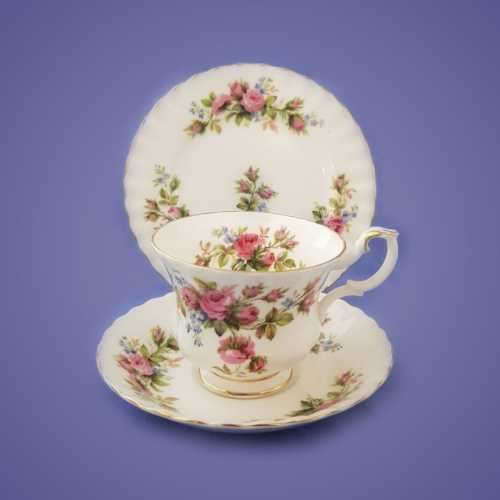 Royal Albert `Moss Rose` Trio