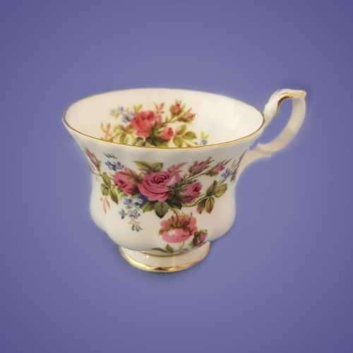 Royal Albert `Moss Rose` Trio