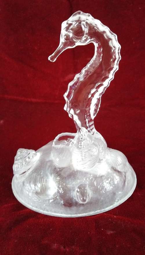 GLASS SEA HORSE FIGURINE