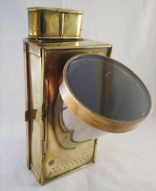 SHIPS LAMP IN SOLID BRASS  G. BOCOCK & CO LTD 1942 BIRMINGHAM