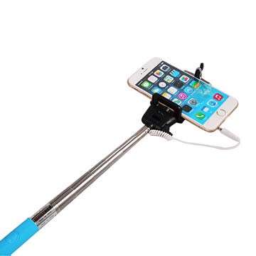 SELFIE STICK WITH BUILT IN CAMERA BUTTON