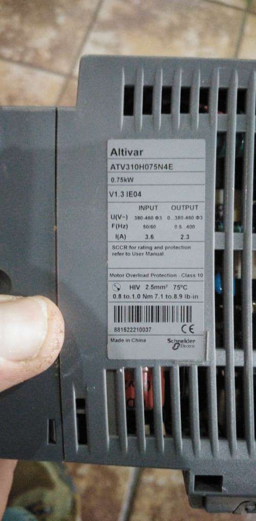 Schneider 0.75kw Vsd