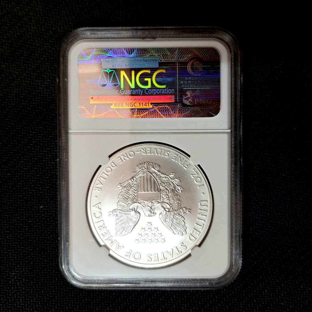 2012 (S) Silver Eagle MS69