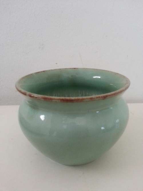 Linn Ware studio ceramic bowl in pale teal green glaze circa 1940's