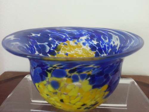 Kosta Boda Sweden  hand made signed bowl by famous glass maker Ulrica Vallien