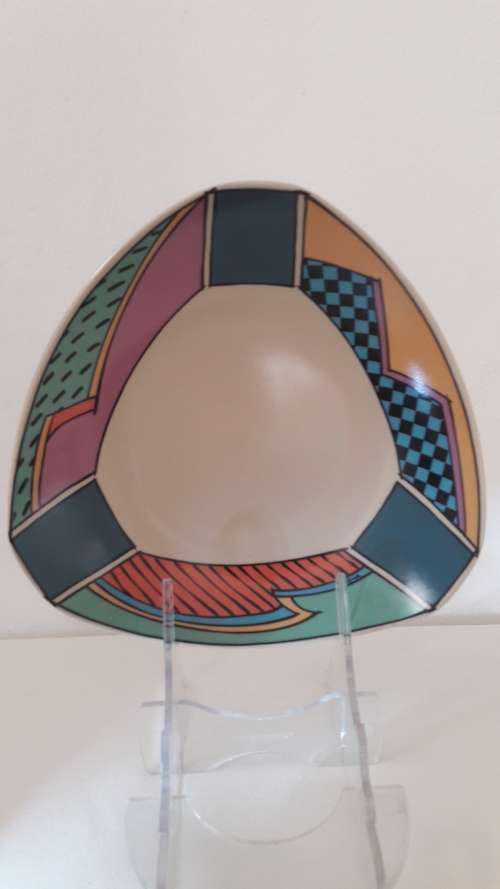 Rosenthal  Postmodern retro porcelain platter from Flash series by Dorothy Hafner 1982