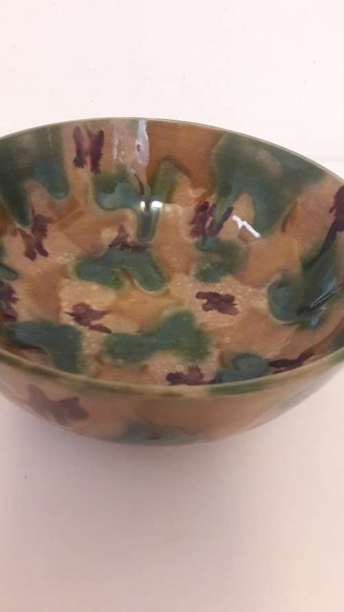 Chinese ceramic bowl Qing dynasty 19th Century with Sancai glaze