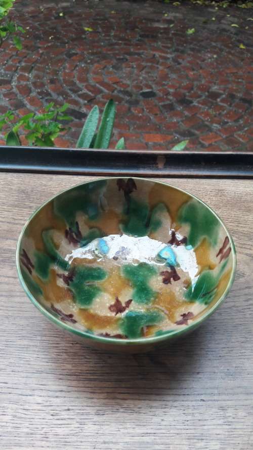 Chinese ceramic bowl Qing dynasty 19th Century with Sancai glaze