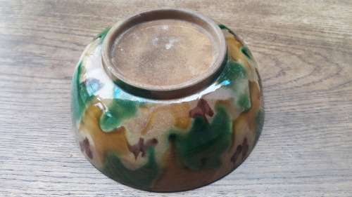 Chinese ceramic bowl Qing dynasty 19th Century with Sancai glaze