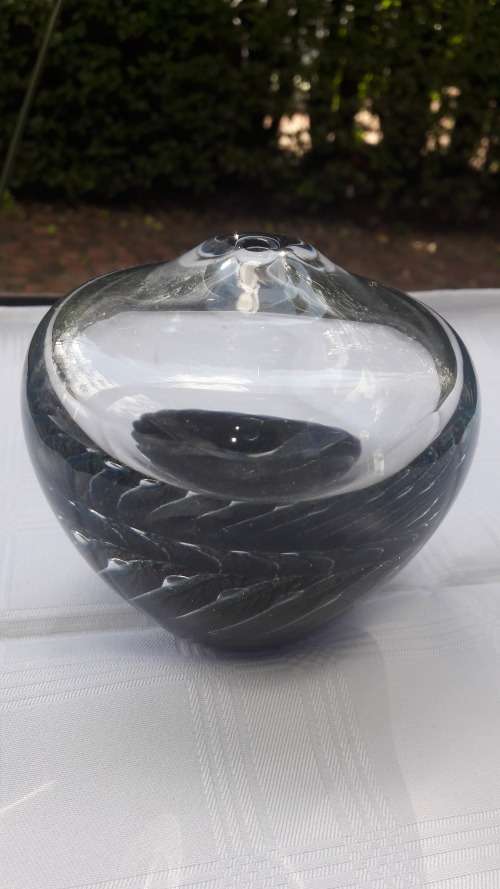 Studio Glass bud vase by acclaimed American glassmaker Jeff Ulrich signed