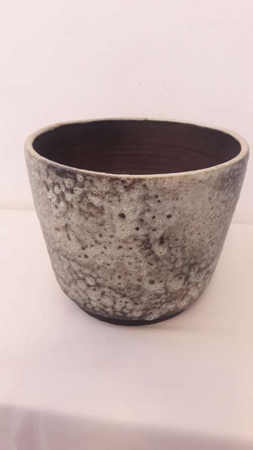 Rare ceramic planter  by Dutch master potter Pieter Groeneveldt circa 1960's/70s