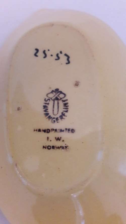 Scandinavian Norwegian Stavangerflint bowl by Inger Waage mid 1950's
