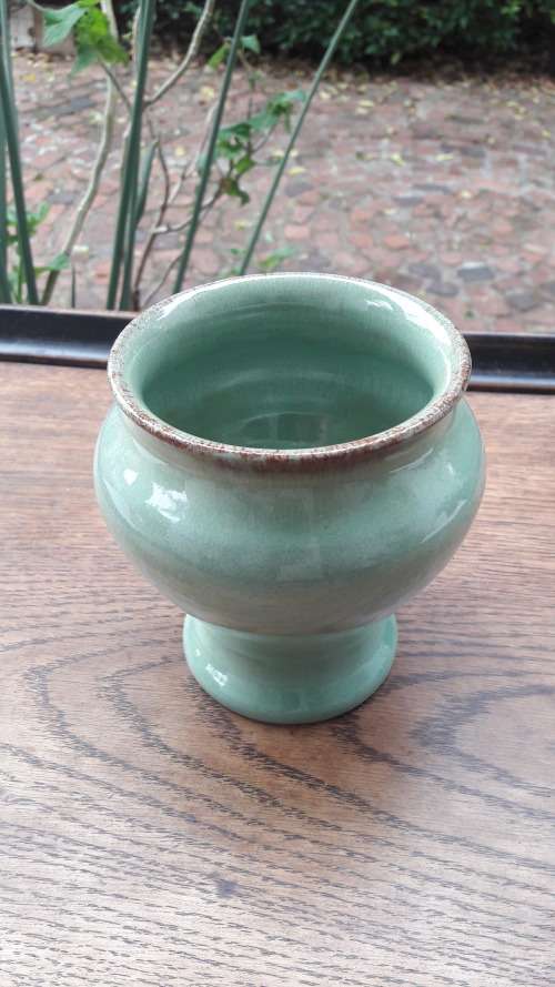 Linn Ware ceramic vase in celadon glaze circa 1950's