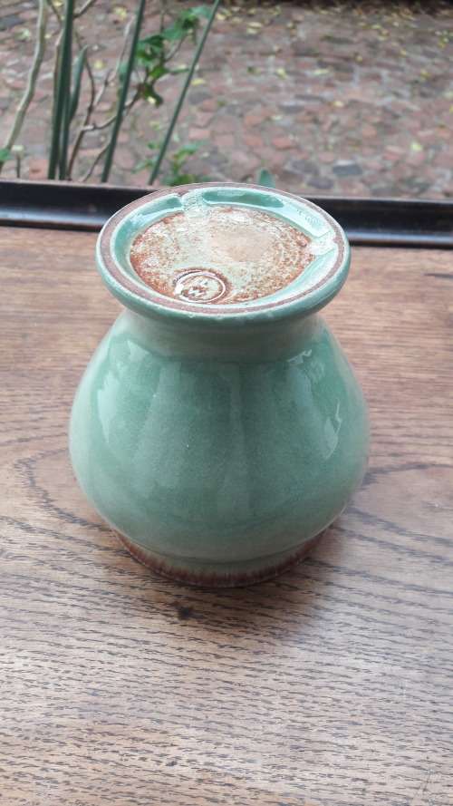 Linn Ware ceramic vase in celadon glaze circa 1950's