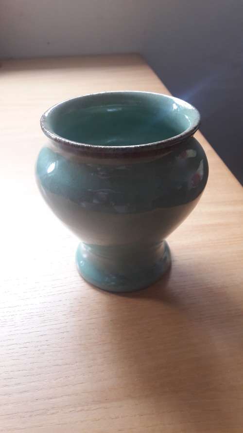 Linn Ware ceramic vase in celadon glaze circa 1950's