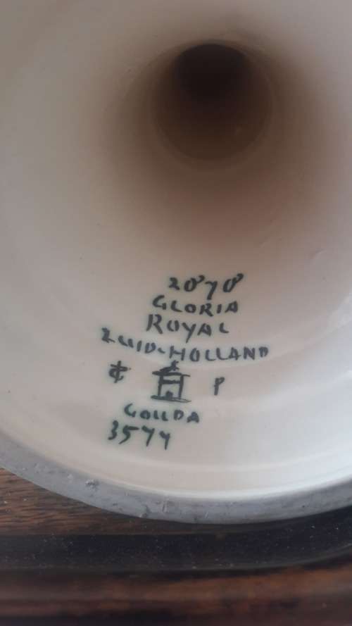 Gouda PZH large candlestick in Gloria Royal pattern 1950.