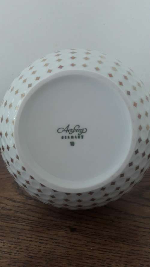 Collectible Arzberg Midcentury Modern porcelain vase white with gilt accents circa 1970's