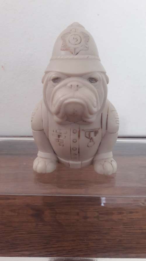 Collectible John Biccard sculpture " Bobby " Bulldog Policeman circa 1970's/80's