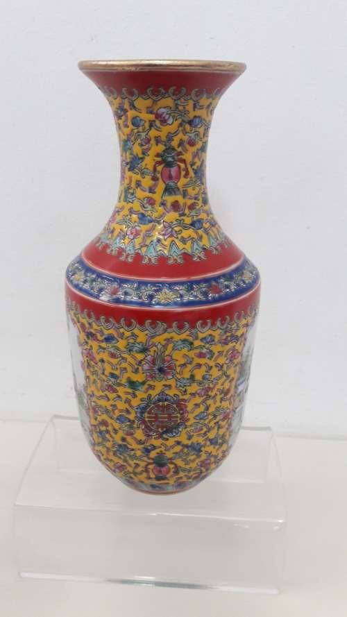 Unusual Chinese yellow ground famille rose style porcelain vase Qing dynasty Qianlong mark