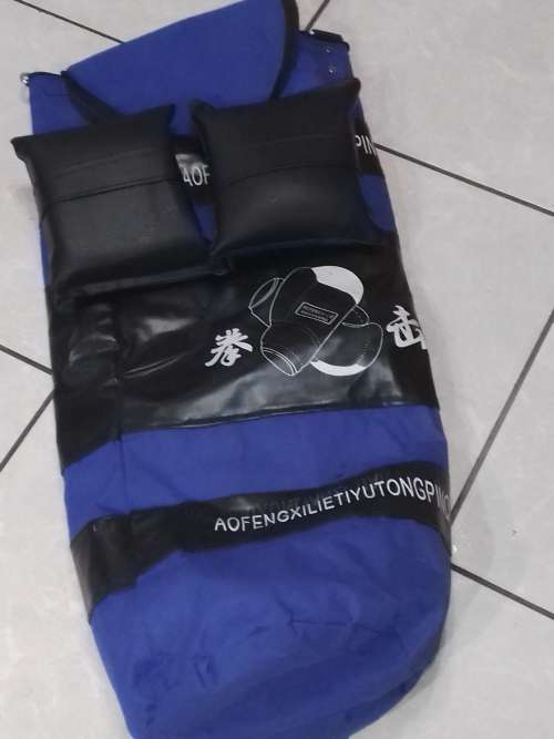 BLUE BOXING/GYM SET