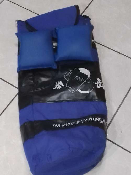 BLUE BOXING/GYM SET