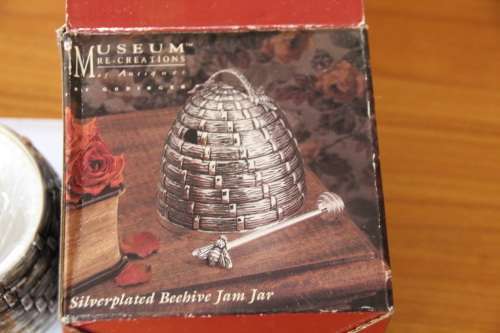 Silver Plated Bee Hive honey Pot by Godinger