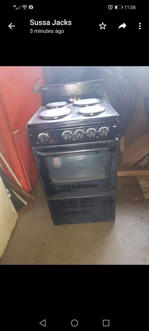 Free standing stove