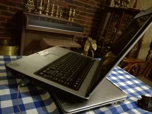 TOSHIBA SATTELITE LAPTOP